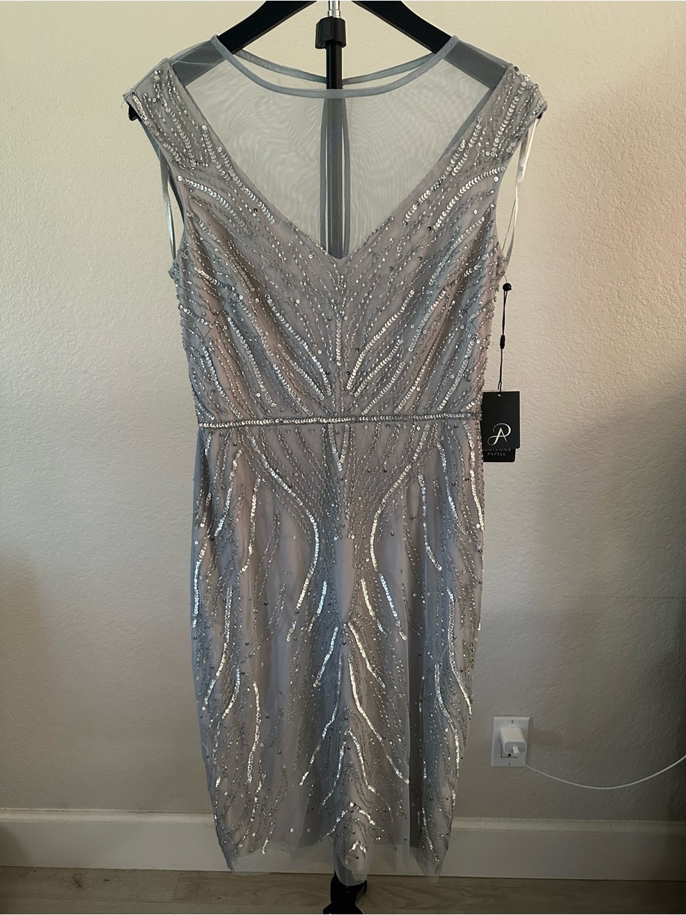 Adrianna Papell Light Gray Mesh Dress Size 2 NWT